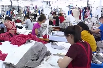 纺织企业订单爆满排到明年！门店销量大增！老板吐槽:今年的利润比去年要低